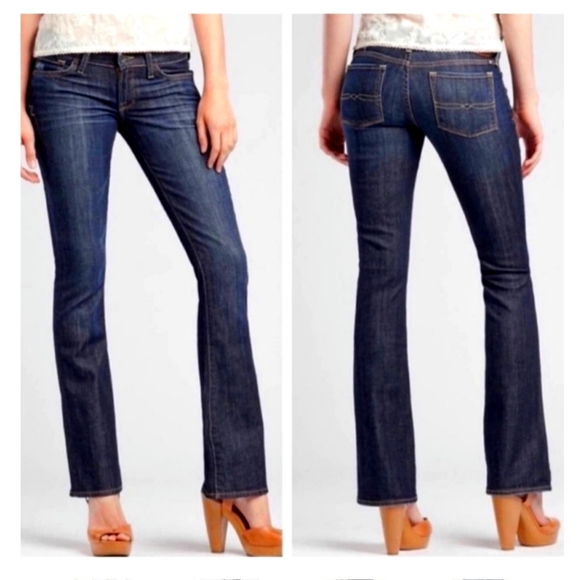 Lucky Brand Zoe Boot Jeans - Picture 1 of 11